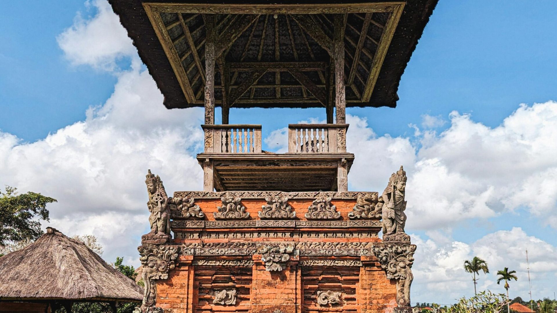 Taman Ayun Temple Photo by Aneesh Prodduturu